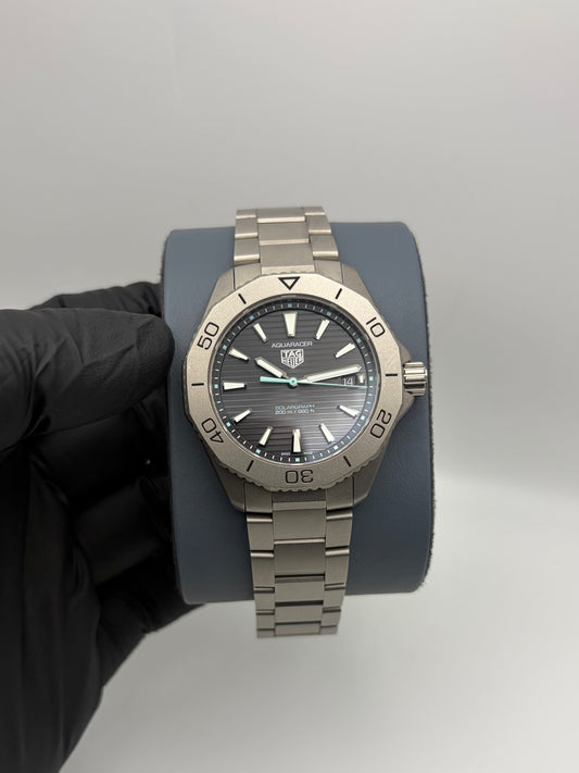 TAG Heuer Aquaracer Titanium Professional 200 WBP1180