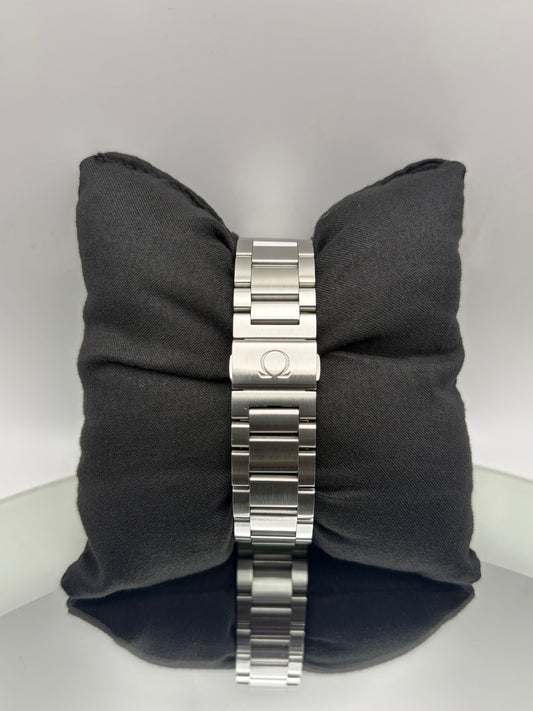 Omega Aqua Terra White Teak Dial 231.10.39.60.02.001