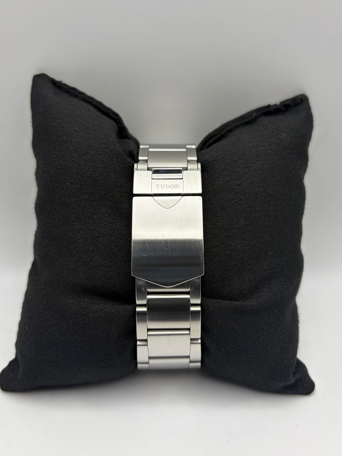 Tudor Black Bay Smiley 79540 41mm