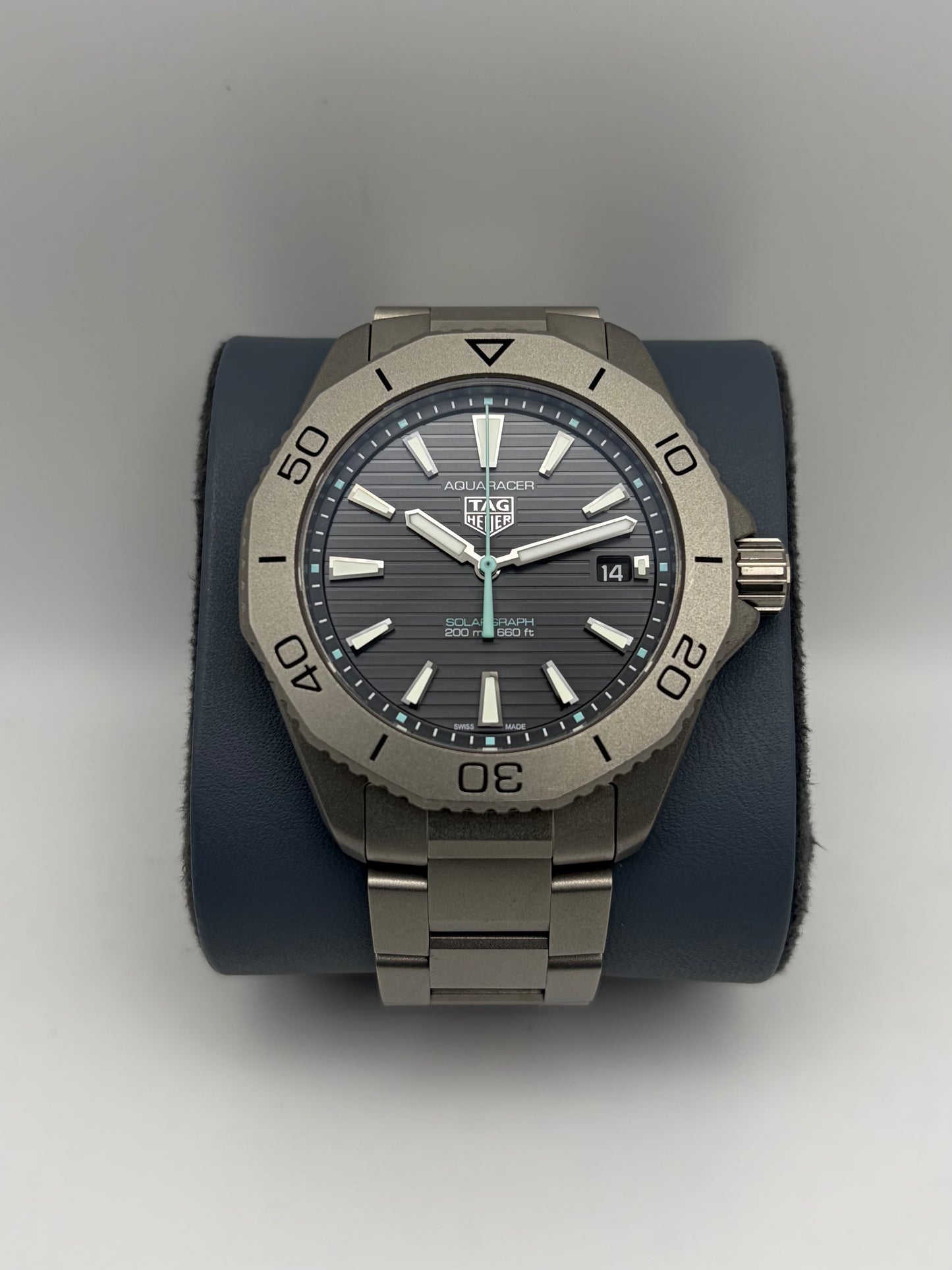 TAG Heuer Aquaracer Titanium Professional 200 WBP1180