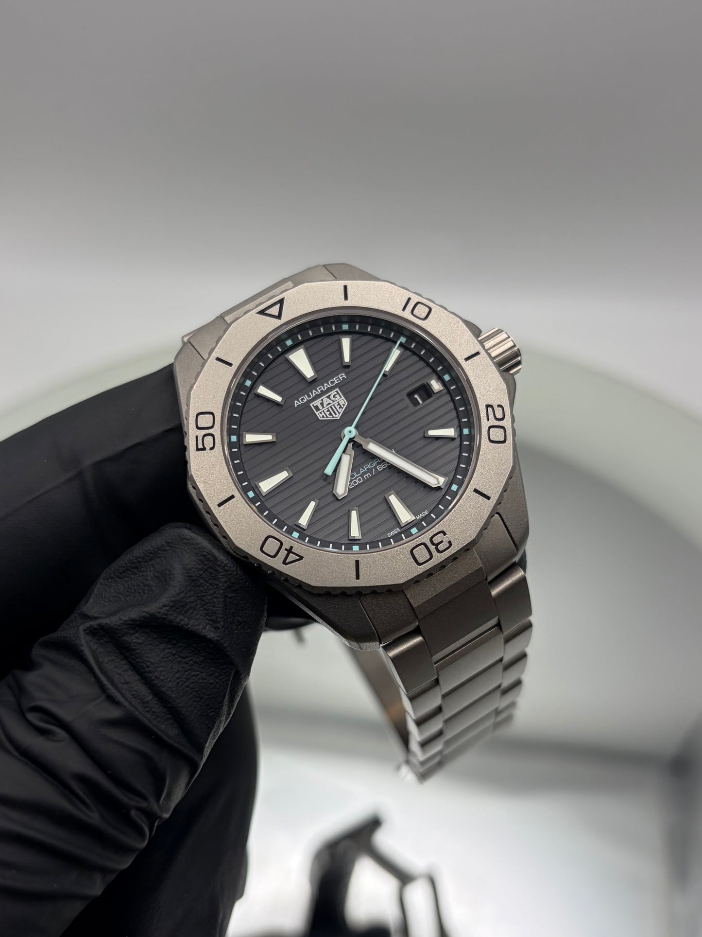 TAG Heuer Aquaracer Titanium Professional 200 WBP1180