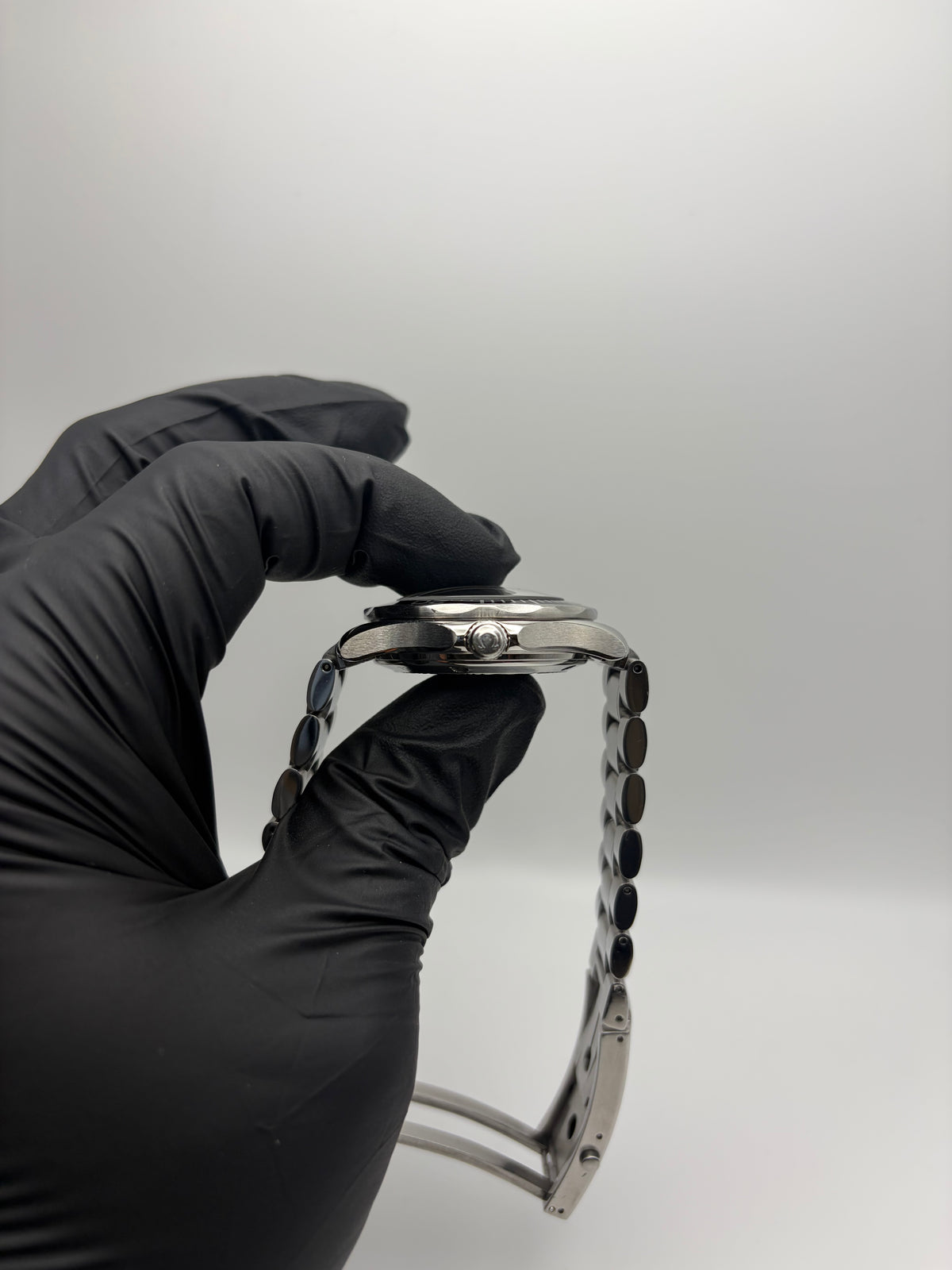 Omega Seamaster Professional 300M 2252.50 36.25mm