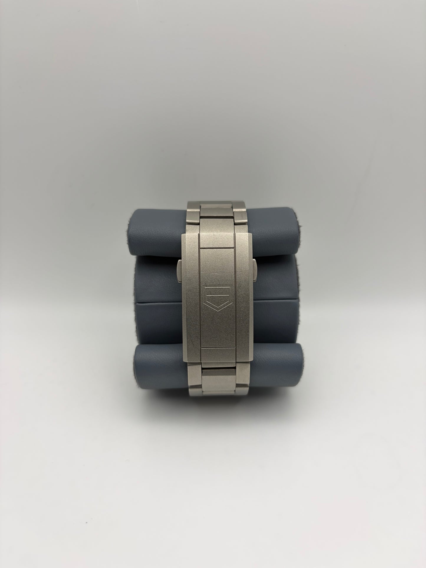 TAG Heuer Aquaracer Titanium Professional 200 WBP1180