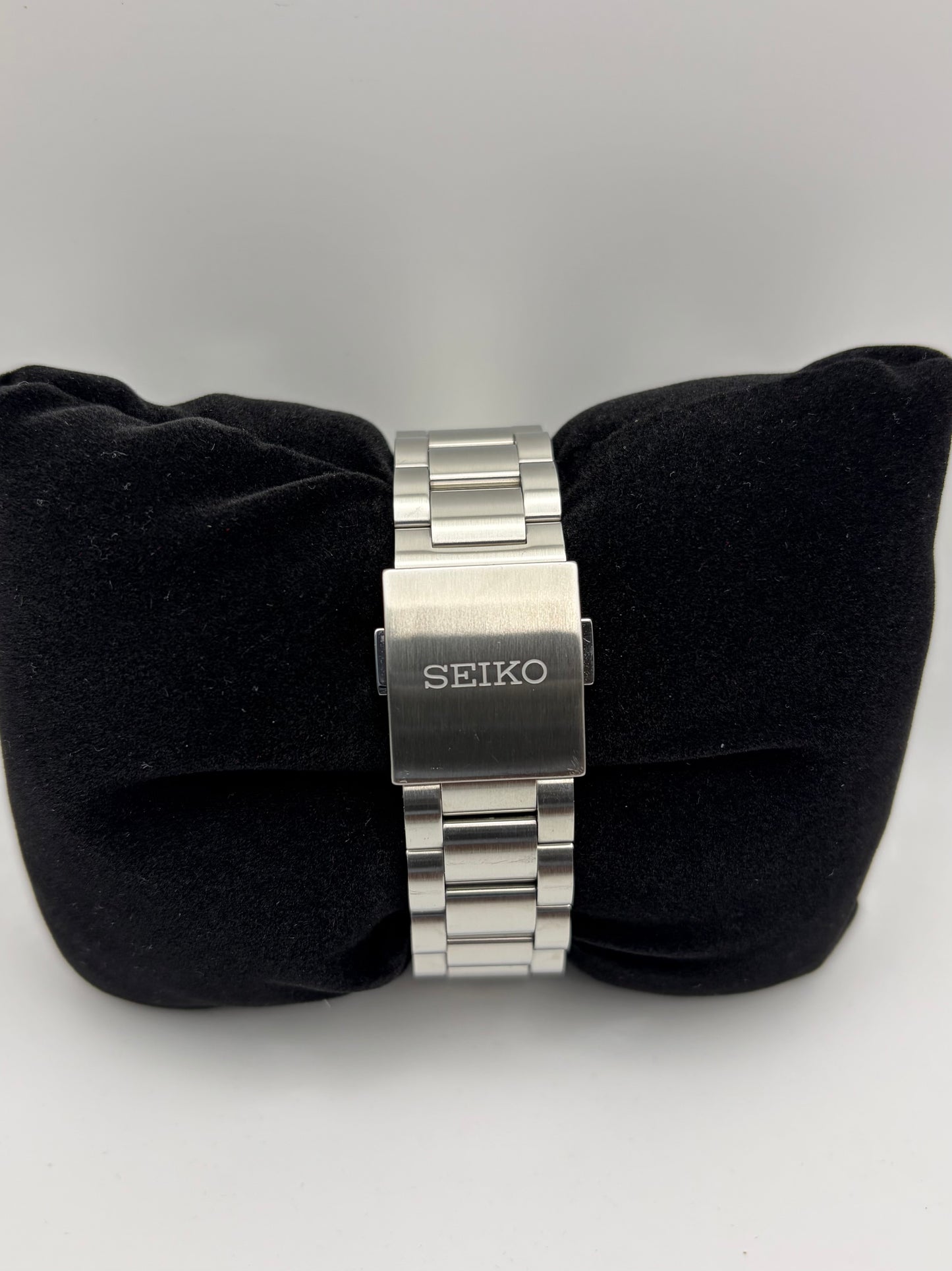 Seiko Prospex Solar Chronograph SSC813